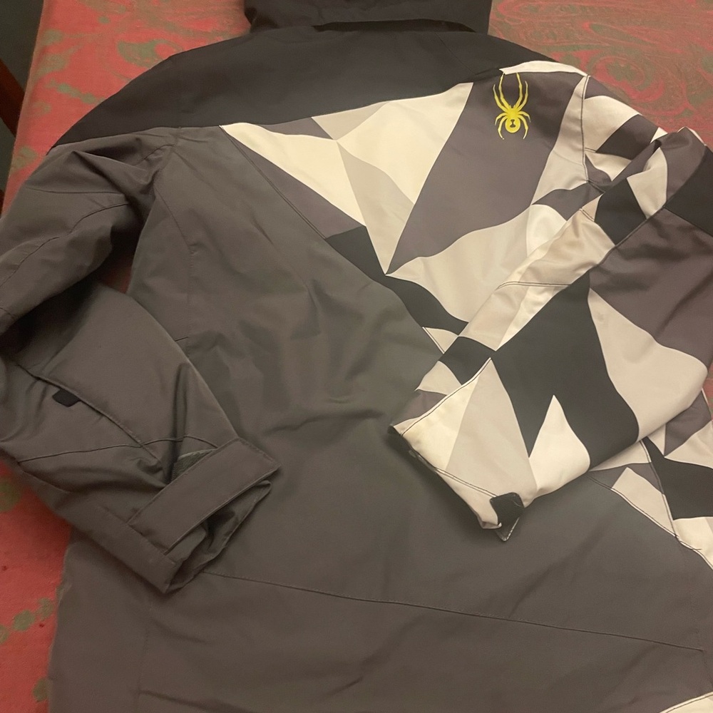 Obermeyer Spyder Jacket with Neon Accents size teen 12-14